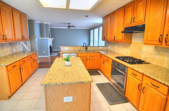 Foto del edificio - 2421 Hunters Run Dr