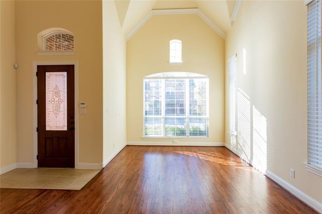 Building Photo - 1020 River Rock Way