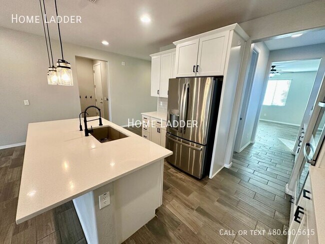 Foto del edificio - 24135 Corn St