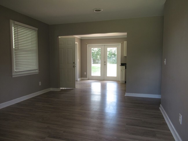 Foto del edificio - 2628 Hodge St