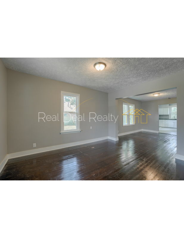 Primary Photo - 5054 S 38th St