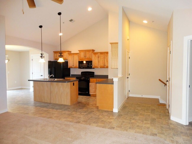 Building Photo - 25 Stonecreek Ct