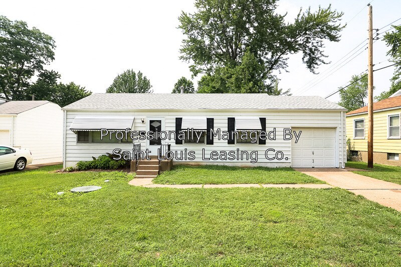 Primary Photo - 10249 Coburg Lands Dr