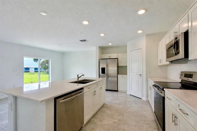 Building Photo - 1727 Foreman Rd