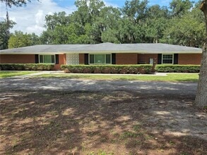 Building Photo - 25601 Laylaine Dr