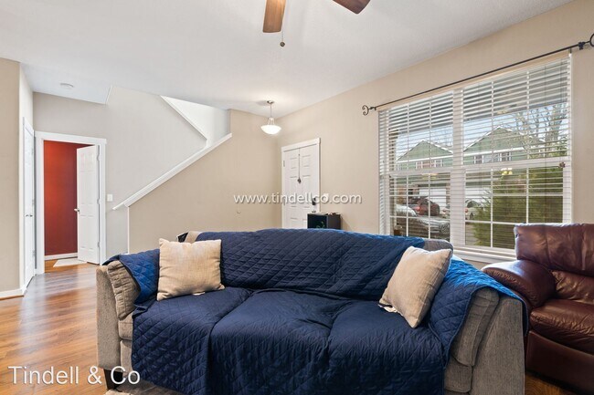 Foto del edificio - 3 br, 2.5 bath House - 503 NE Suttle Rd