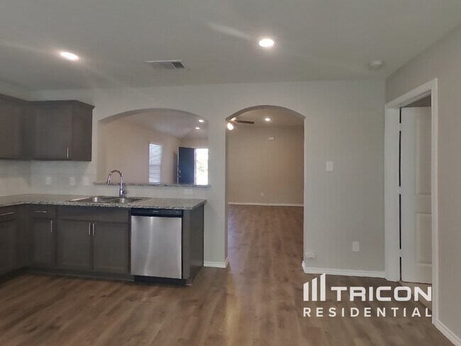 Foto del edificio - 2514 Henley Dr