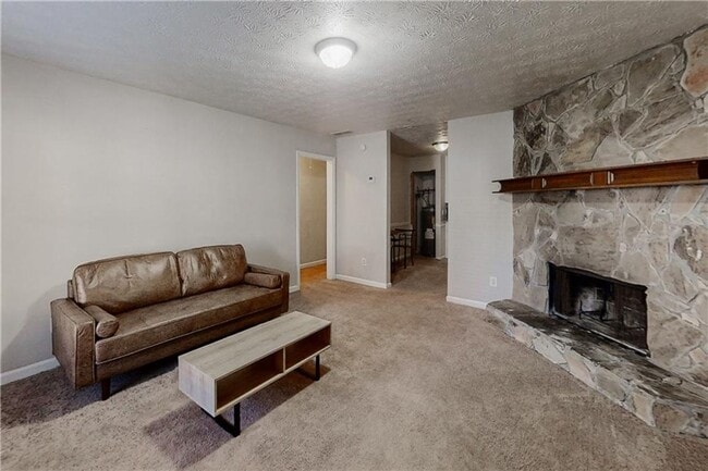 Building Photo - 5381-5383 Ridgemere Ct