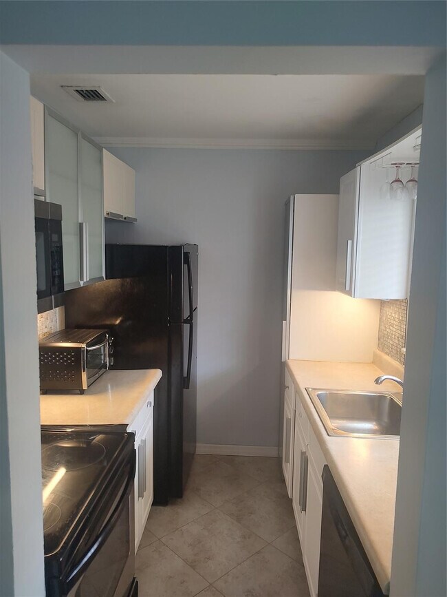 Foto del edificio - 3030 NE 5th Terrace