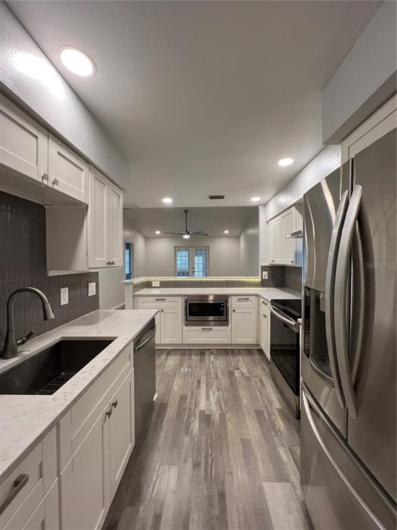 Foto del edificio - 813 Sleepy Harbour Dr