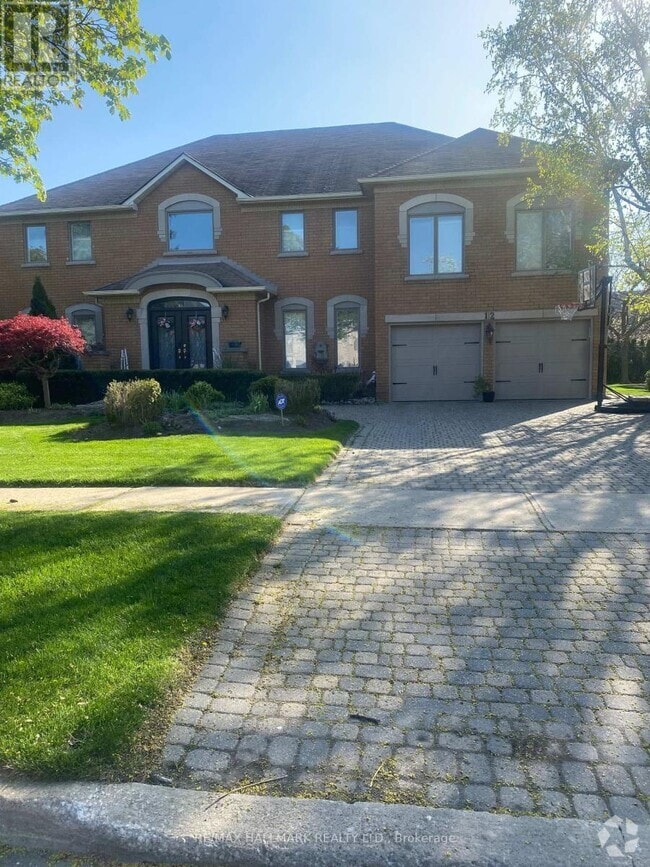 Building Photo - 12 Elderwood Dr