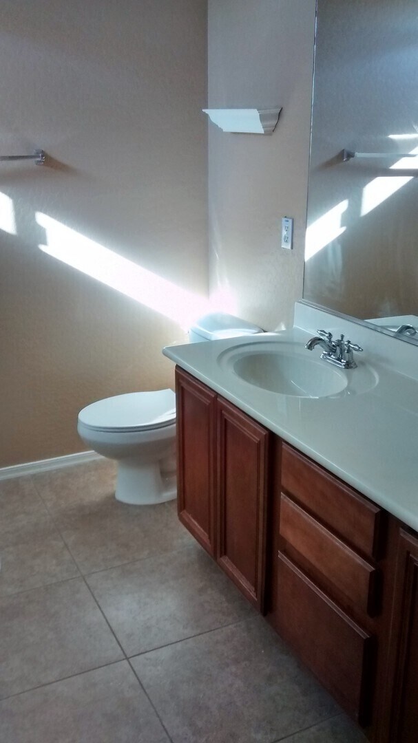 Foto del edificio - Beautiful Home in Shamrock Estates!