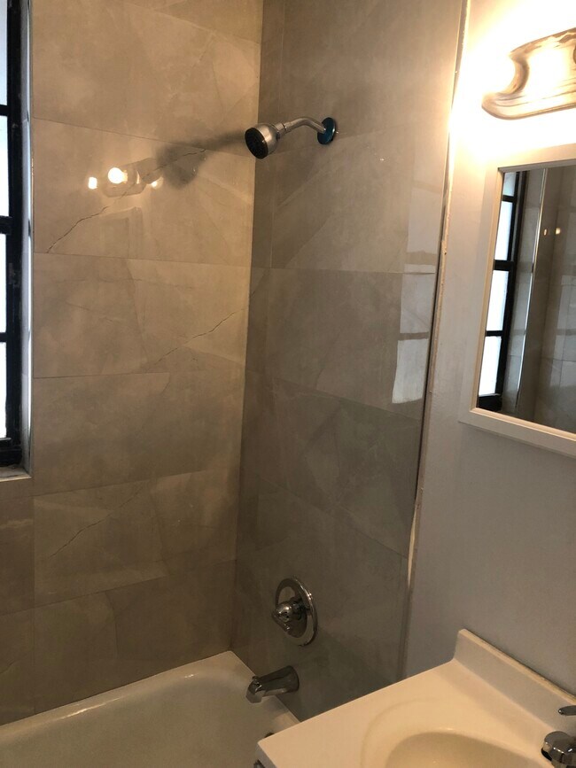 Foto del edificio - 1434 NE 134th Rd