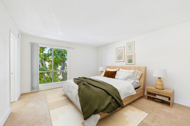 Building Photo - Willis Park East