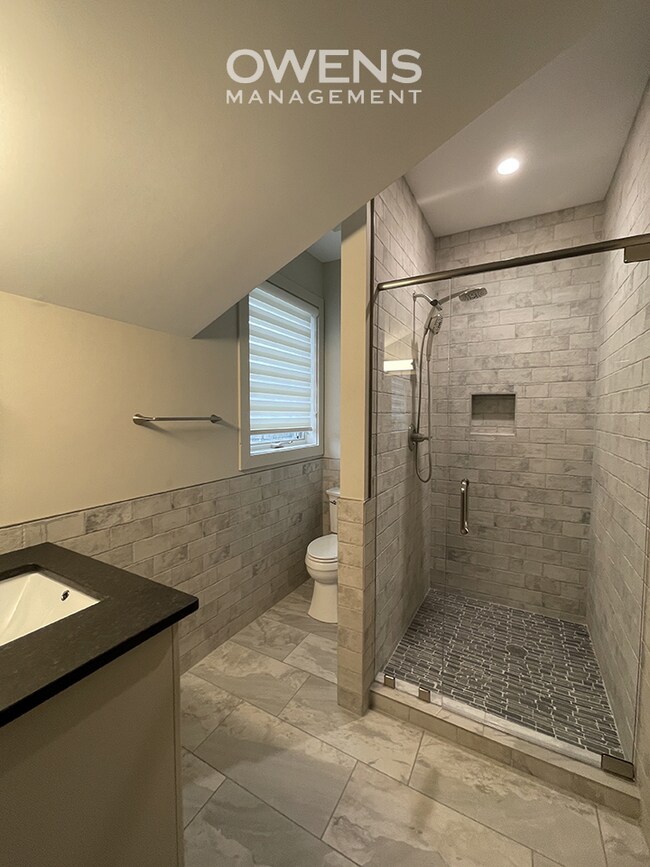 Foto del edificio - Upscale Living in Downtown Apartment