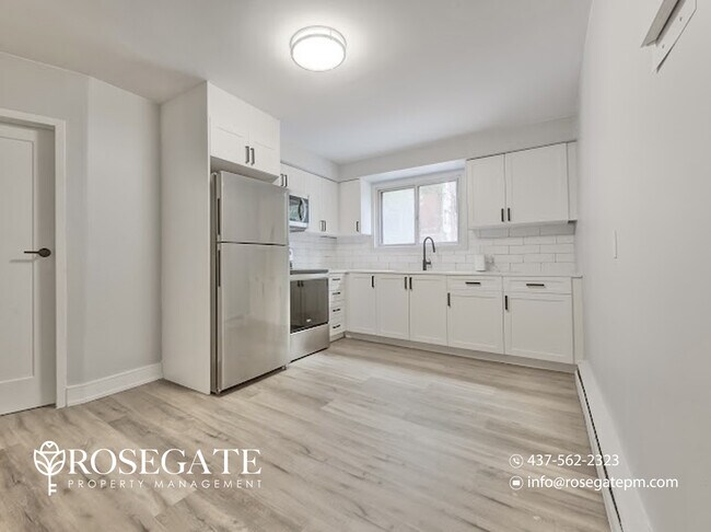 Building Photo - Spacious 3-Bedroom Apartment with Balcony – Pet Friendly – Utilities Included – Kitchener