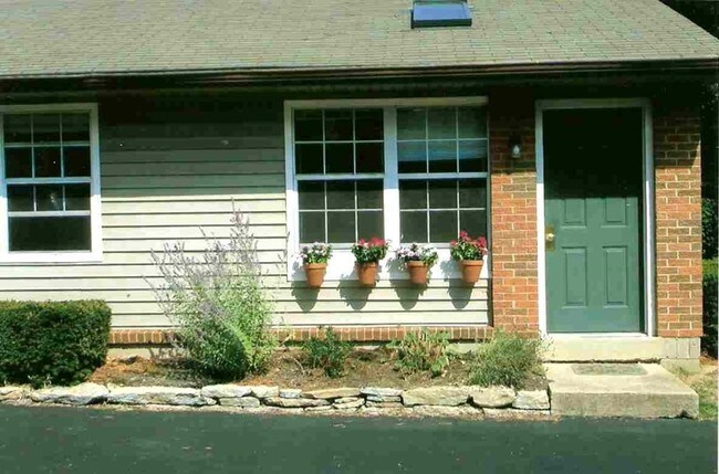 Foto del edificio - 1014-1020 Arrowhead Dr