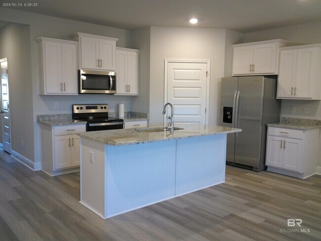 Foto del edificio - 13416 Shoshoney Cir