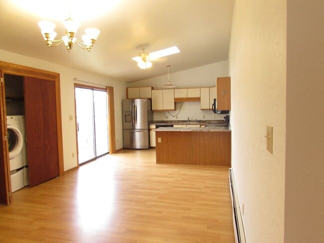 Building Photo - 518-520 Rado Dr
