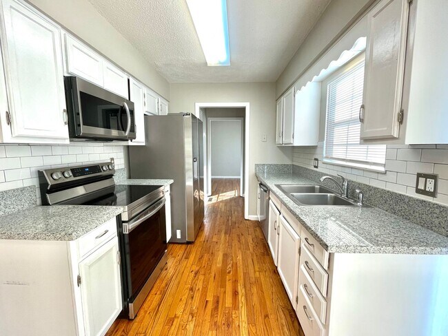 Foto del edificio - Lovely Home for rent in West Knoxville!