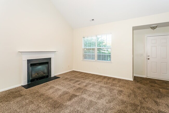 Building Photo - 6827 Blake Brook Dr