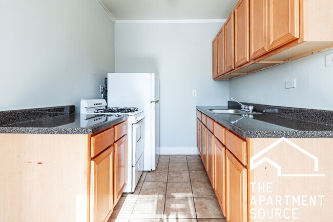 Foto del edificio - 4546 N Damen Ave