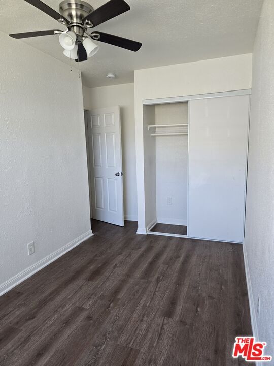 Building Photo - 1117 W 94th St