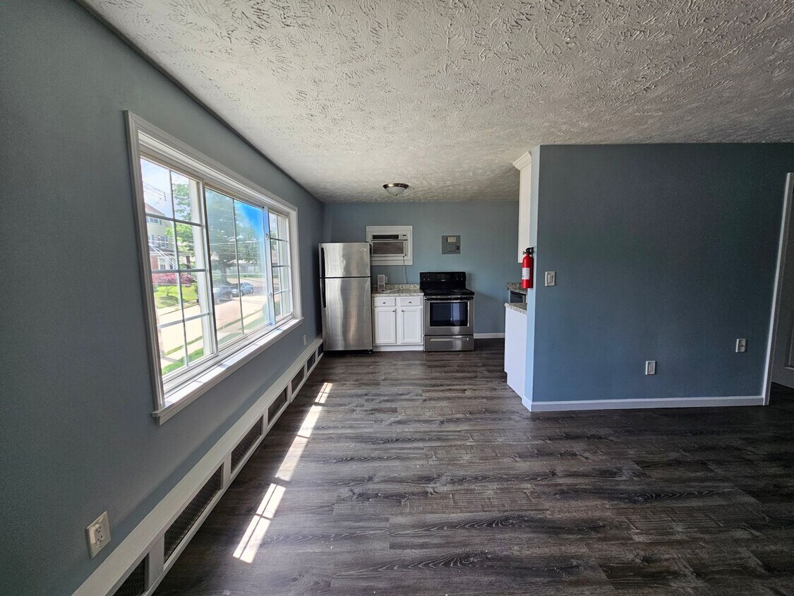 Foto principal - 2 bedroom 1 bath apartment located in Bell...