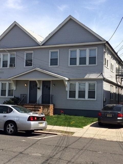Primary Photo - 760 Forest St