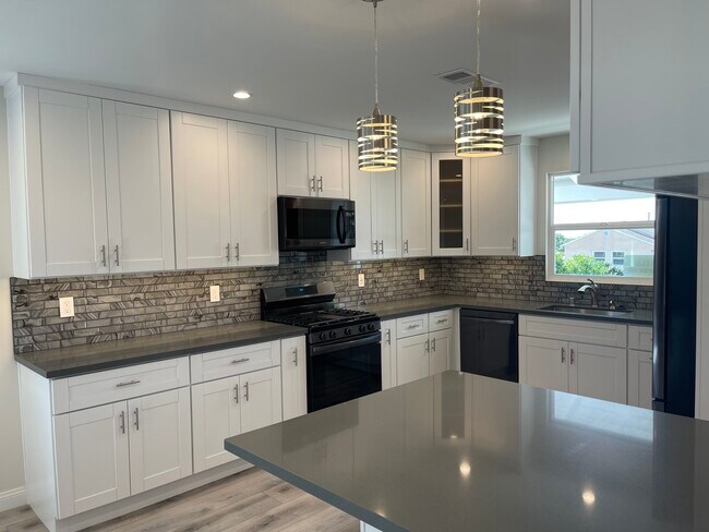 Foto del edificio - 2926 N Brighton St
