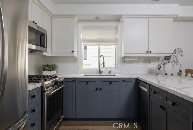 Foto del edificio - 618 Iris Ave