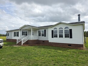 Building Photo - 1527 Haymount Rd