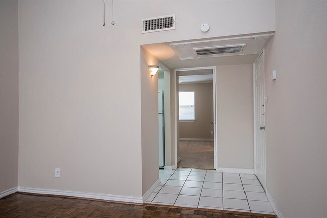 Building Photo - 1416 Hawthorne St