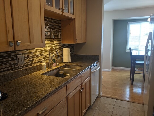 Foto del edificio - 2089 S Deframe St