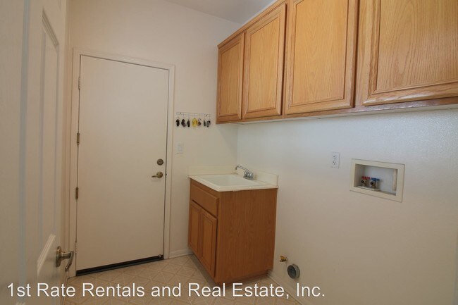 Building Photo - 2 br, 2 bath House - 837 Saint Barthelemy Dr