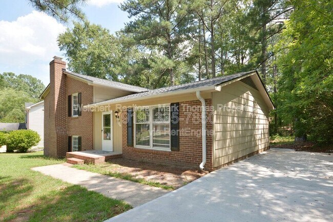 Foto del edificio - 119 Monterey Ln
