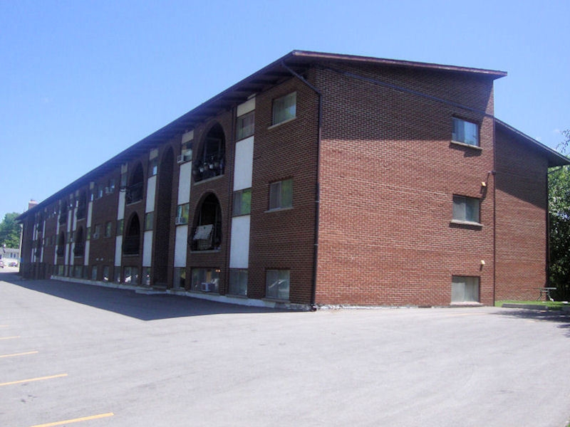 Foto principal - 343 Mill St