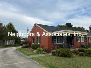 Building Photo - 305 E Parrish Dr