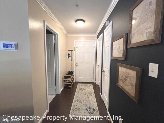 Building Photo - 2 br, 2 bath House - 4407 Silverbrook Lane...