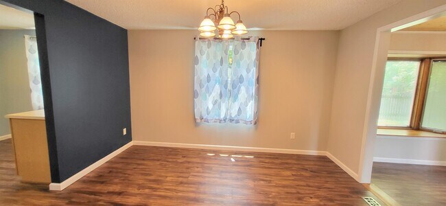 Building Photo - 3722 Marchfield Pl