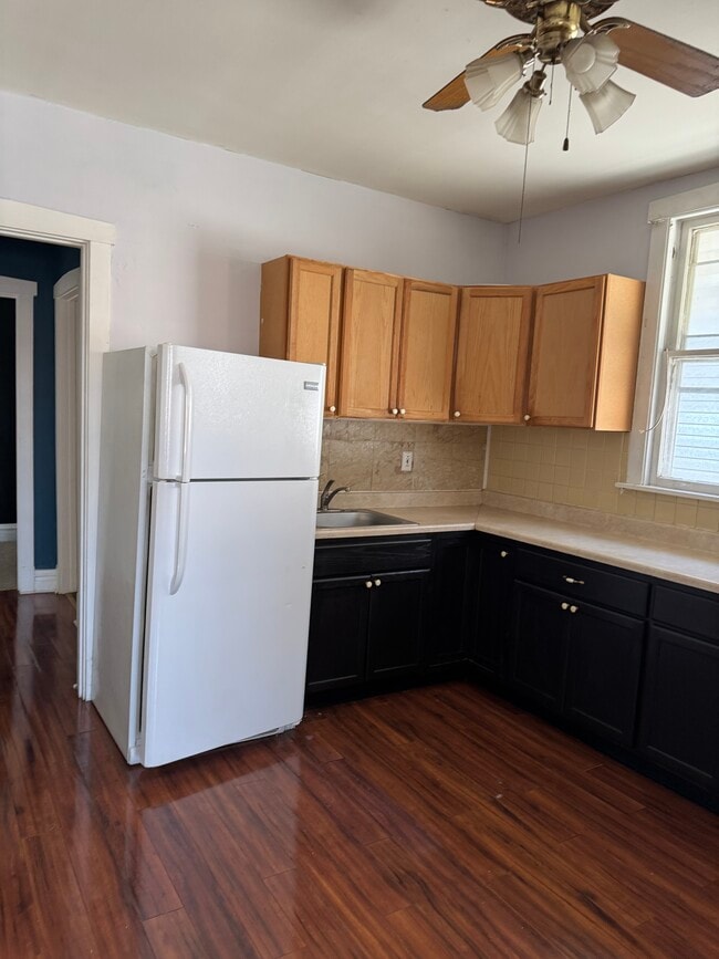 Foto del edificio - 4741 N Kilbourn Ave