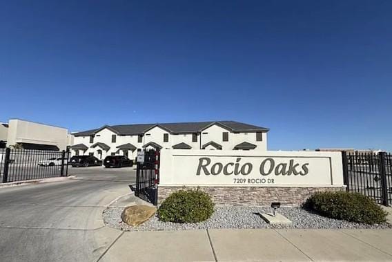 Foto del edificio - 7209 Rocio Dr
