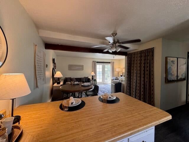 Building Photo - 859 W 5th St