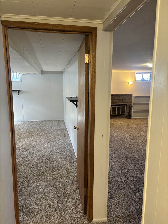 Building Photo - 3628 E 16th Ave