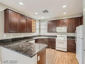 Foto del edificio - 5537 Ayers Cliff St