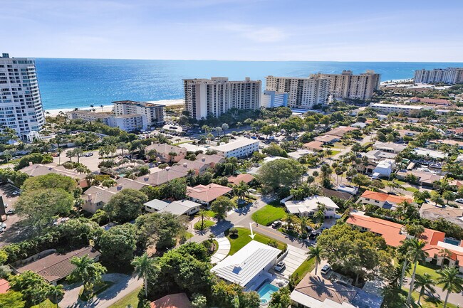 A solo unos pasos de la arena... - 1673 Bel Air Ave