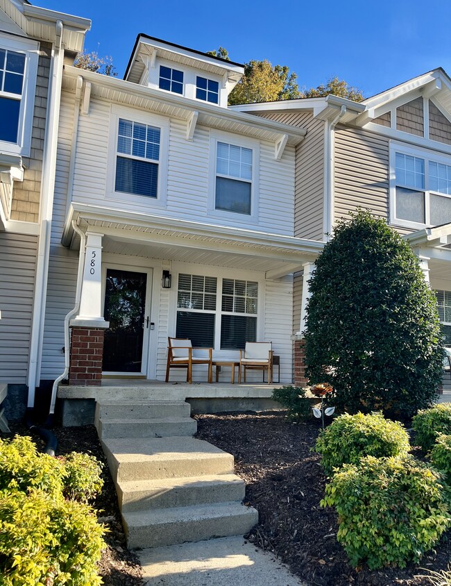 Photo - 580 Flintlock Ct