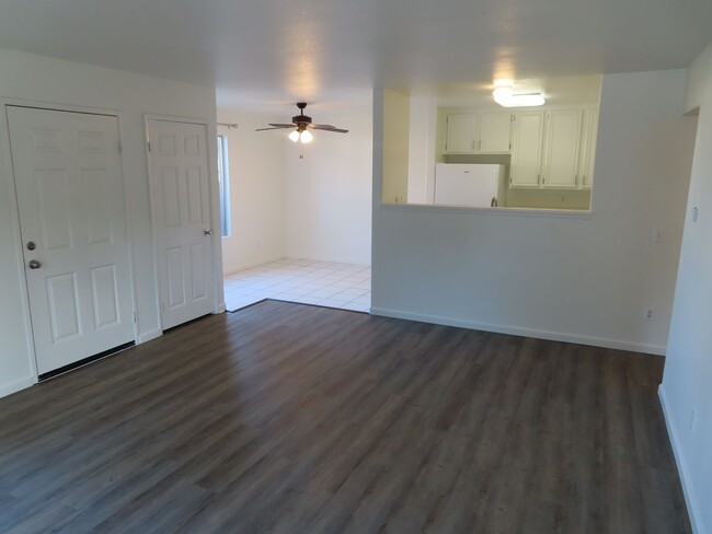 Foto del edificio - 2 bed, 2 bath Condo in San Diego's Linda V...