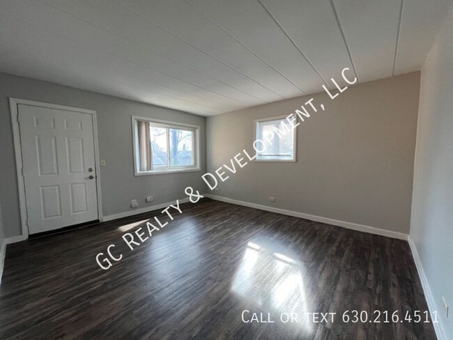 Foto del edificio - 342 Wilson Ave