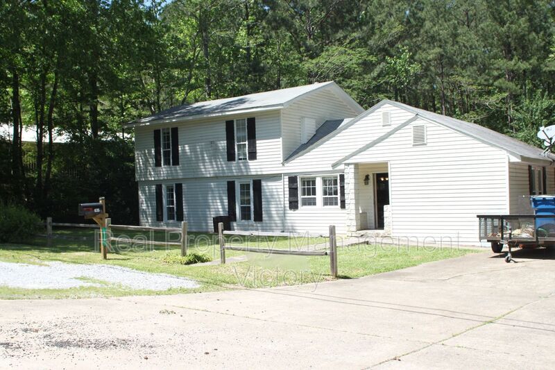Foto principal - 635 Cogswell Ave